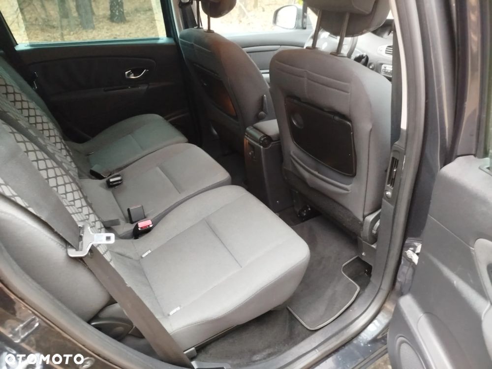 Renault Scenic 1.6 16V 110 Expression - 18