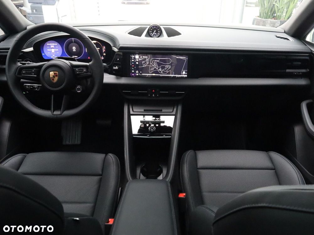 Porsche Macan - 18