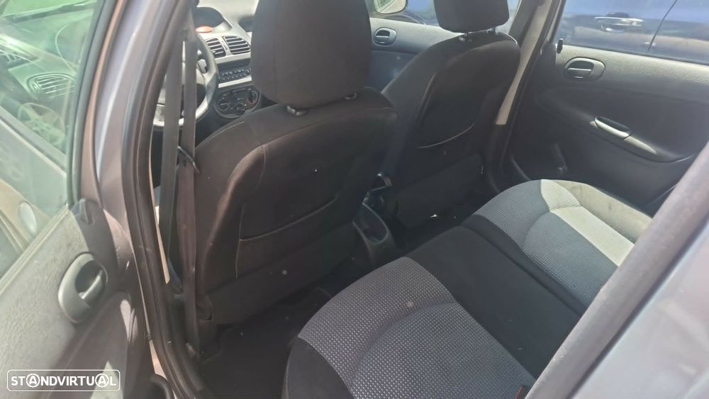 Peugeot 206 SW 1.4 HDi Colorline - 11