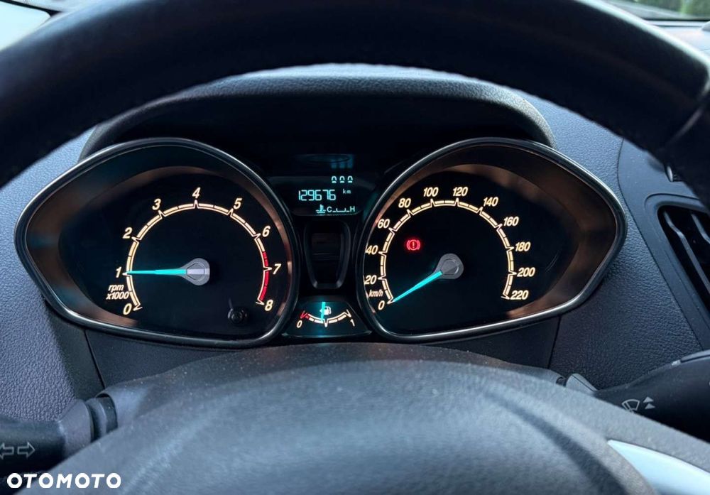 Ford Tourneo Courier - 23