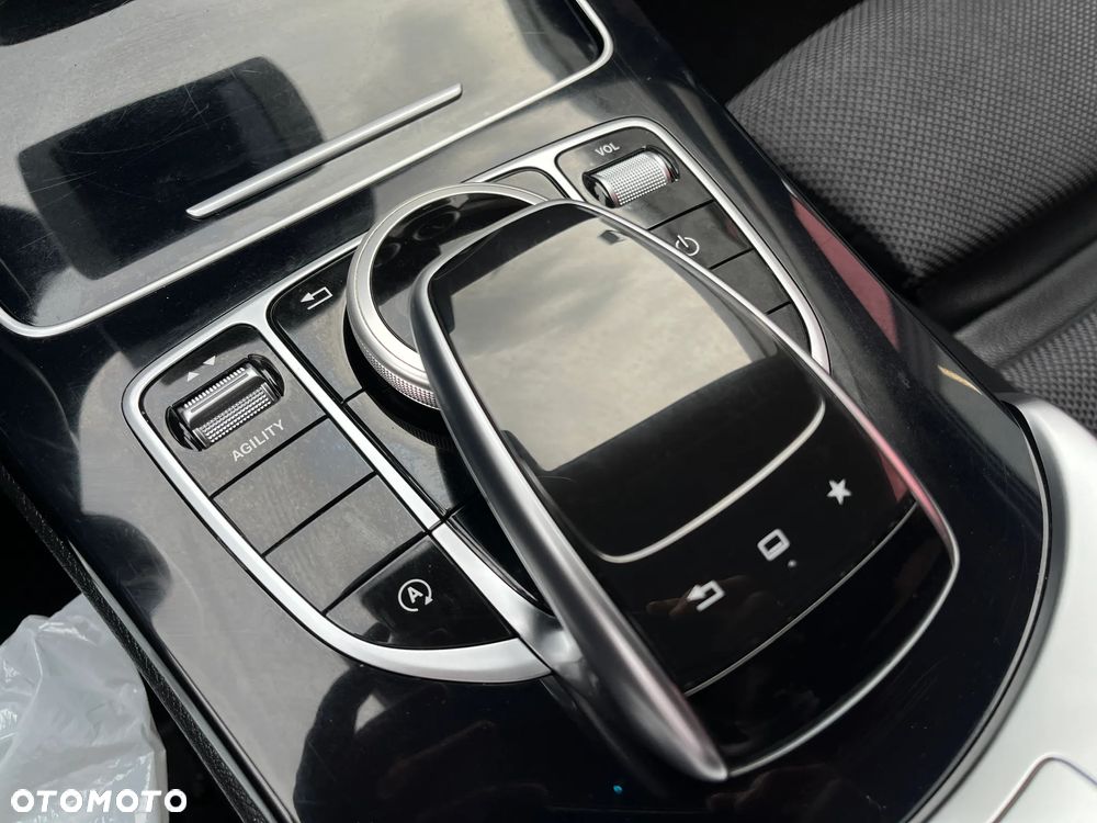 Mercedes-Benz Klasa C 180 7G-TRONIC Avantgarde - 13