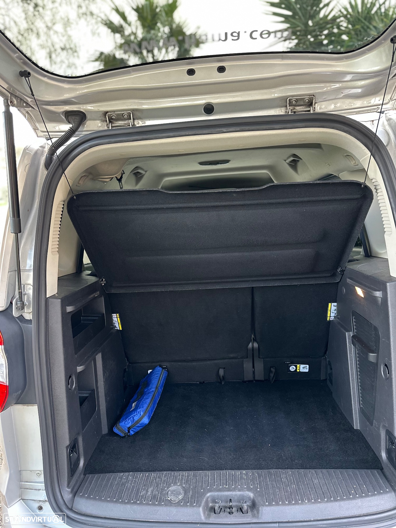 Ford Tourneo Courier 1.5 TDCi Titanium - 9