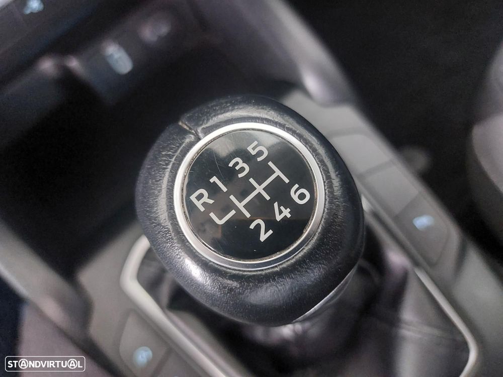 Ford Focus 1.5 TDCi EcoBlue Business - 34