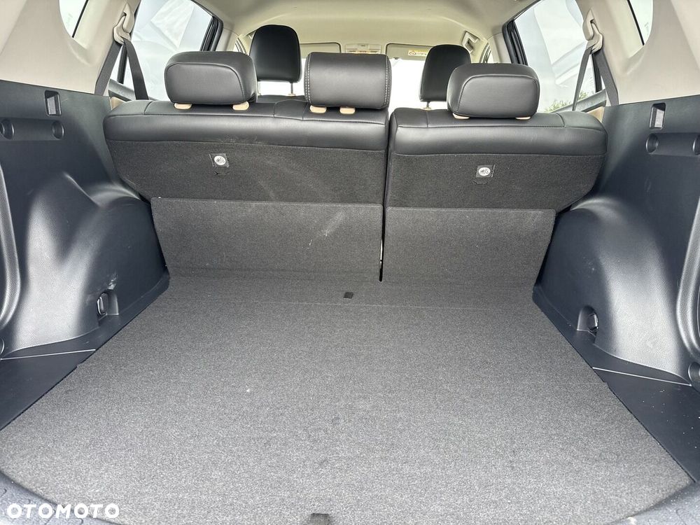 Toyota RAV4 - 14