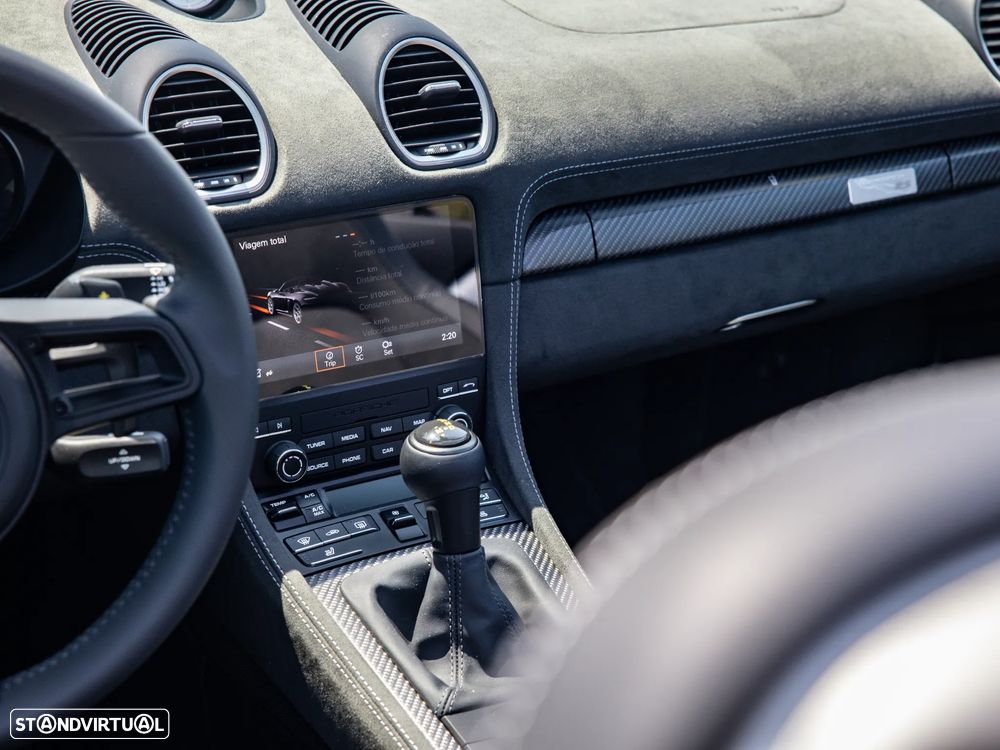 Porsche 718 Spyder - 46