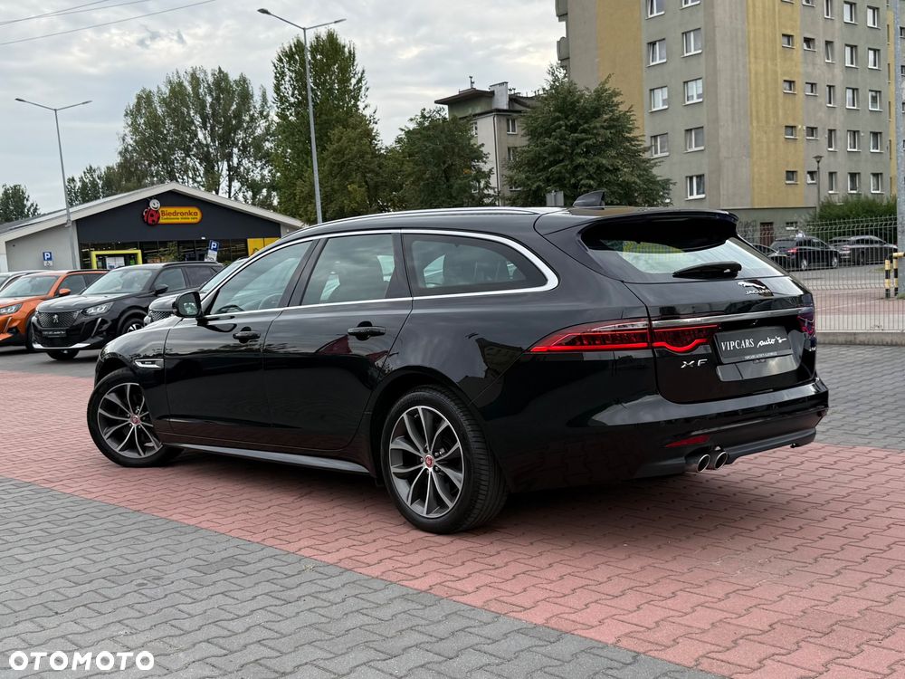 Jaguar XF 2.0 i4D R-Sport - 13