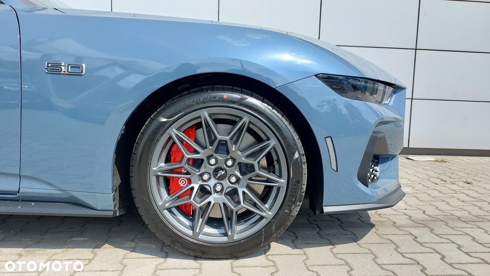 Ford Mustang - 10