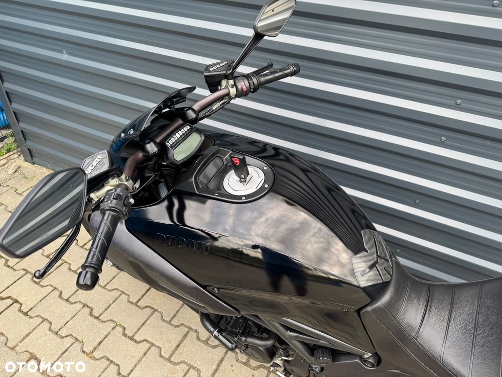 Ducati Diavel - 7