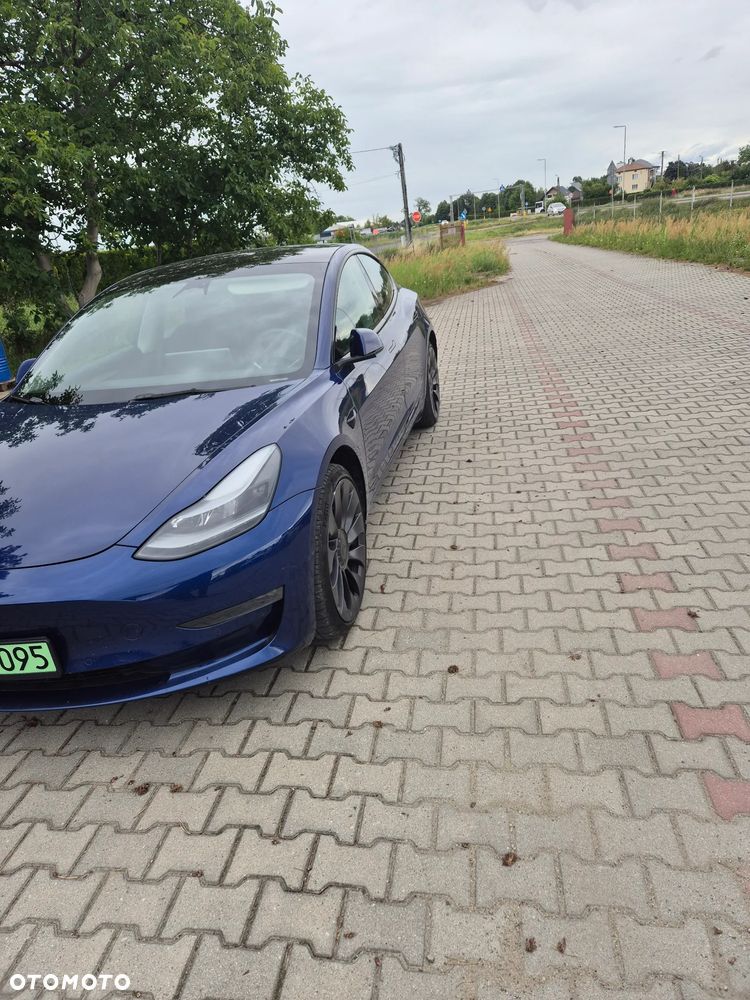Tesla Model 3 Langstreckenbatterie Allradantrieb Dual Motor - 2