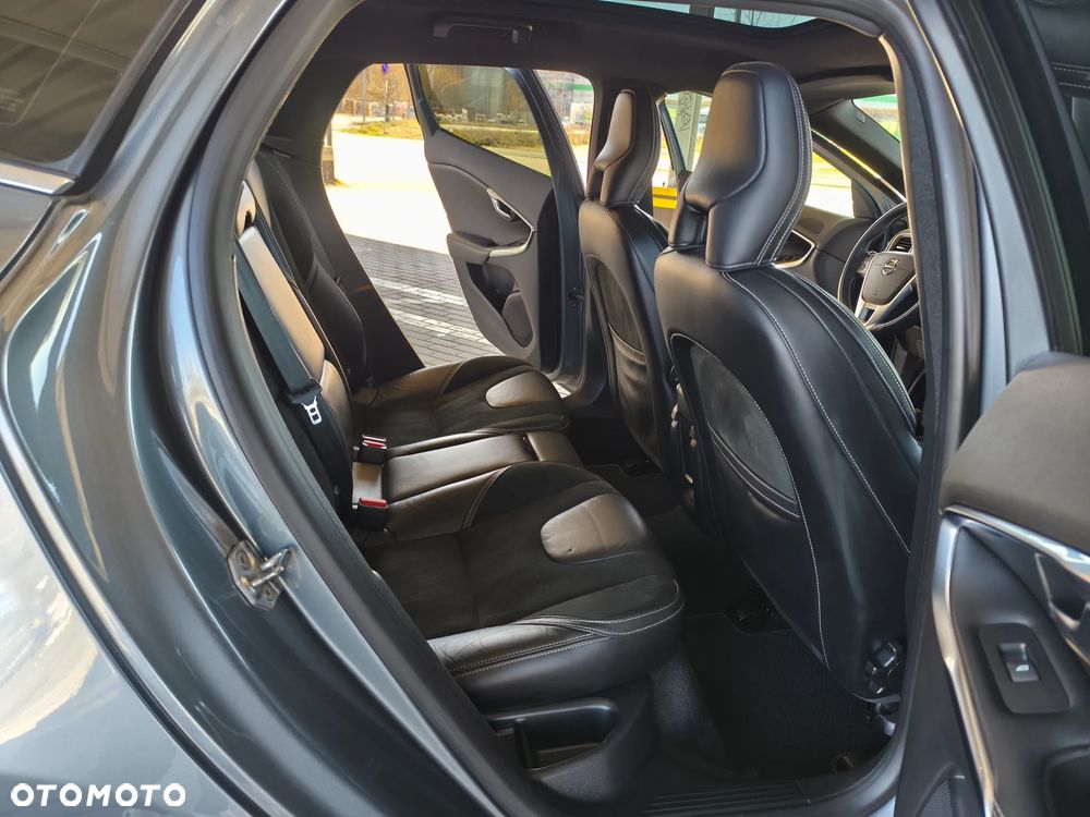Volvo V40 D3 Geartronic Summum - 27