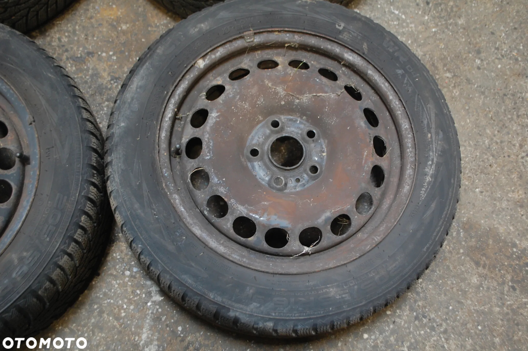 FELGI STALOWE + OPONY ZIMOWE NOKIAN 205/55R16 ET42 6.5J 5X112 SKODA SUPERB II VW AUDI SEAT - 2