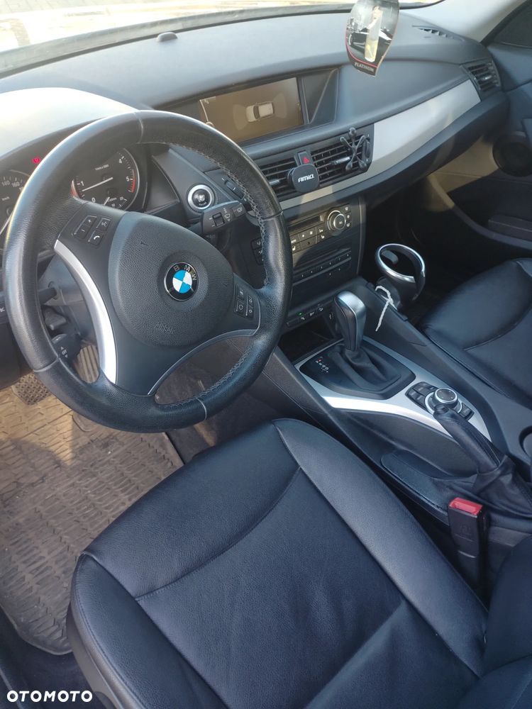 BMW X1 xDrive23d - 14