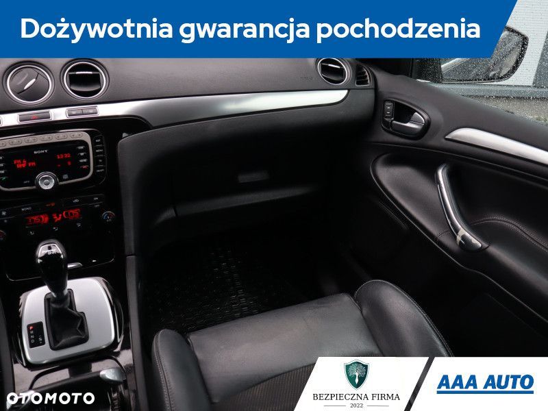 Ford S-Max - 10