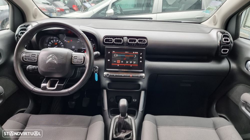 Citroën C3 Aircross 1.2 PureTech Shine - 3