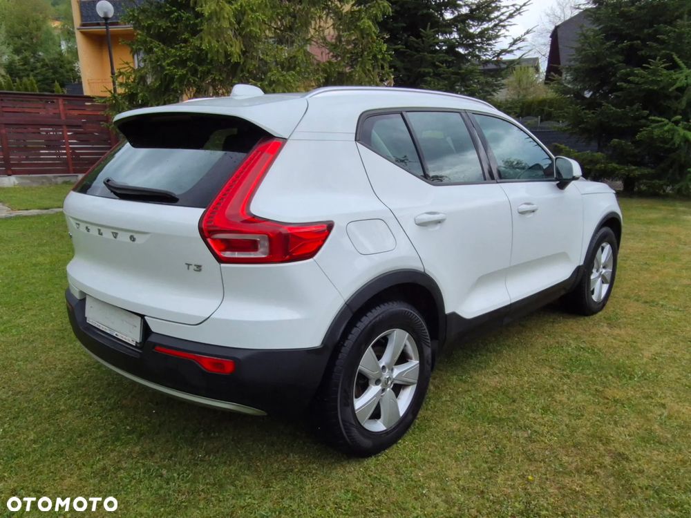 Volvo XC 40 T3 Momentum - 8