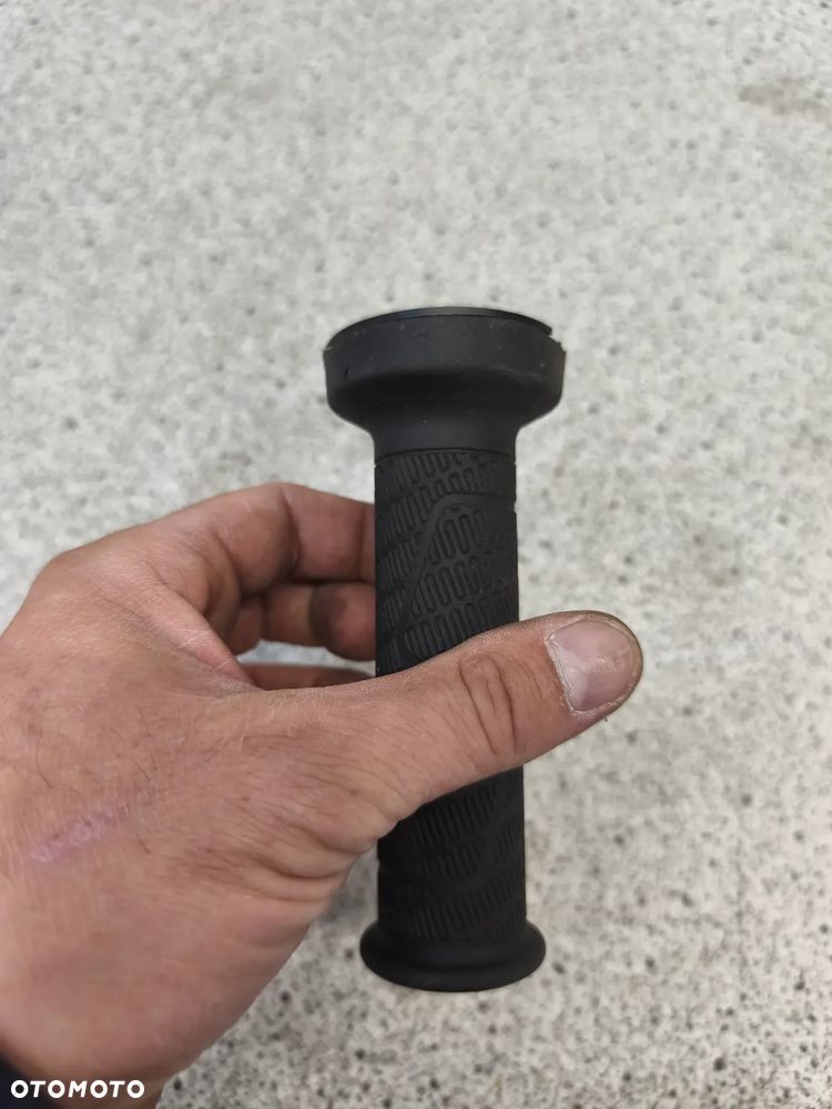 Manetka lewa KTM 790 890 Duke 1290 Super Duke - 3