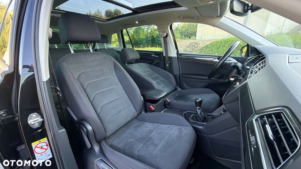 Volkswagen Tiguan 2.0 TDI SCR R-Line - 12