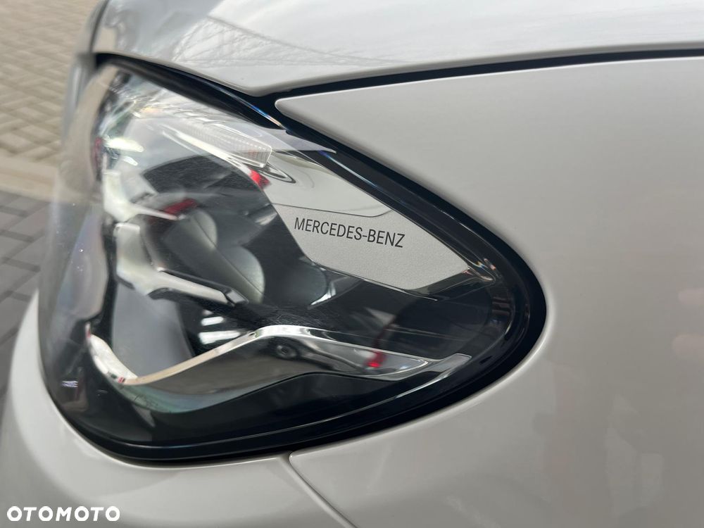 Mercedes-Benz Klasa E 200 4-Matic AMG - 33