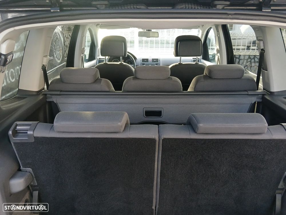 VW Touran 1.6 TDI Blue.Highine 7L - 21