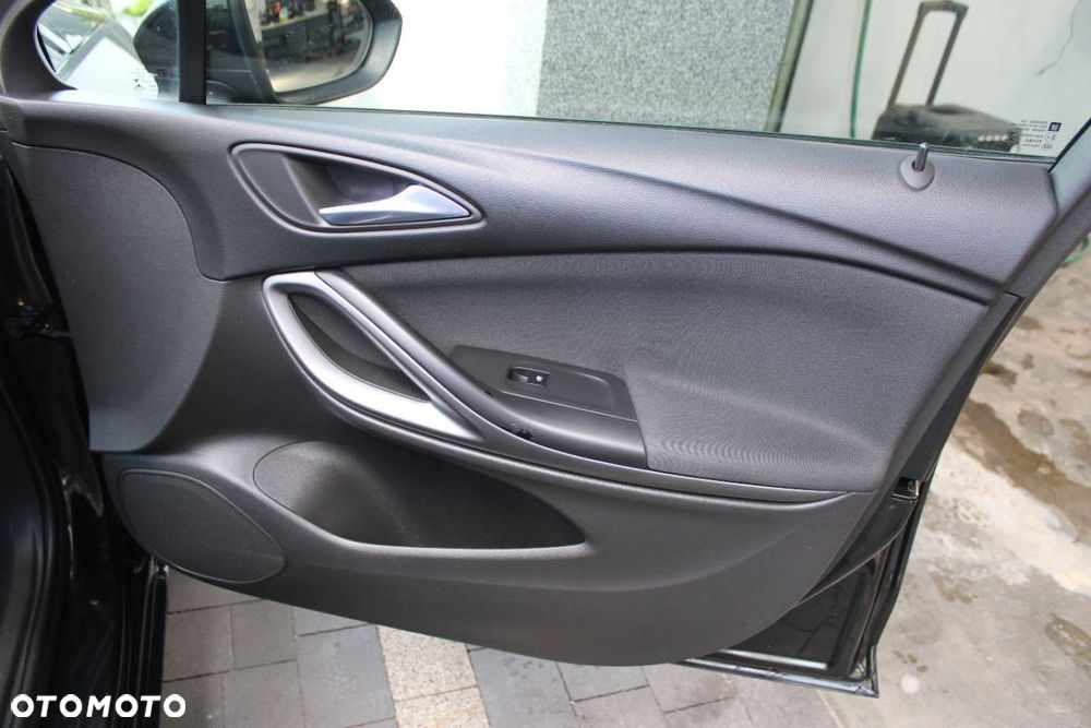 Opel Astra - 25