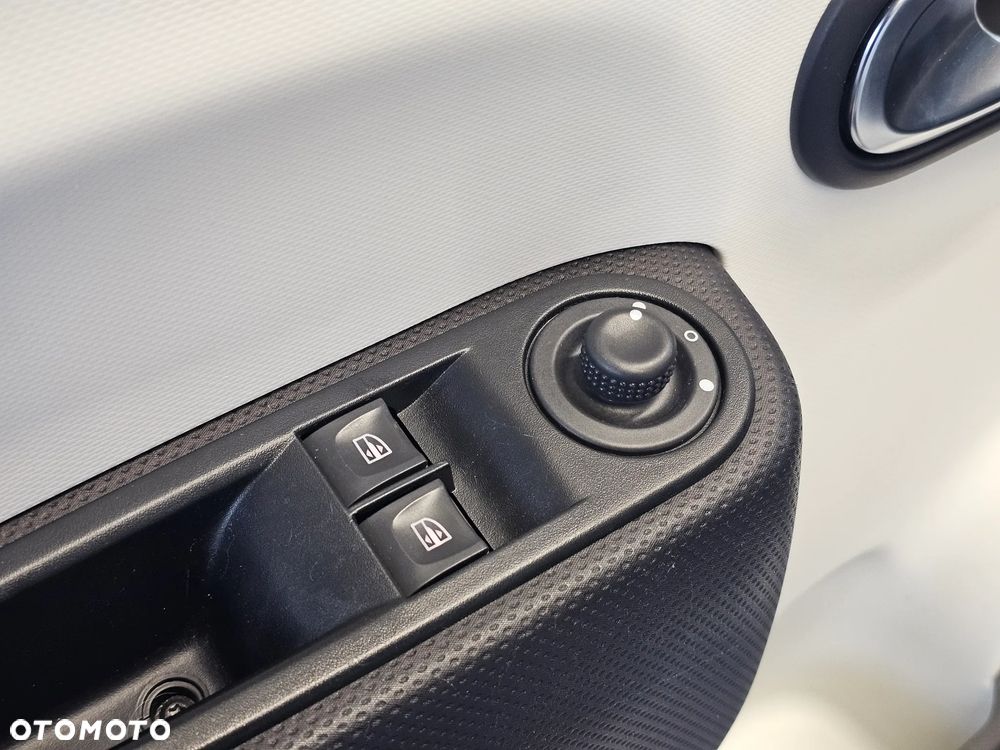 Renault Twingo SCe 70 Intens - 26