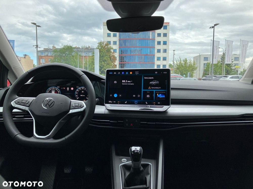 Volkswagen Golf - 21