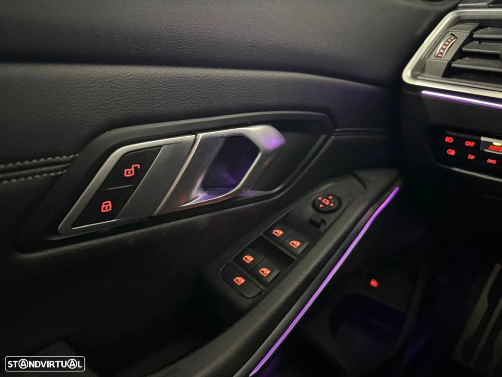 BMW 320 e Pack M Auto - 17