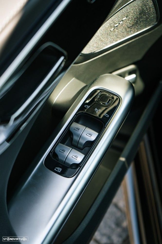 Mercedes-Benz C 300 e AMG Line - 11