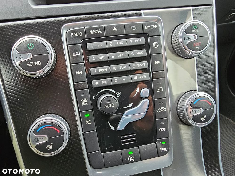 Volvo V60 D3 Geartronic RDesign - 21