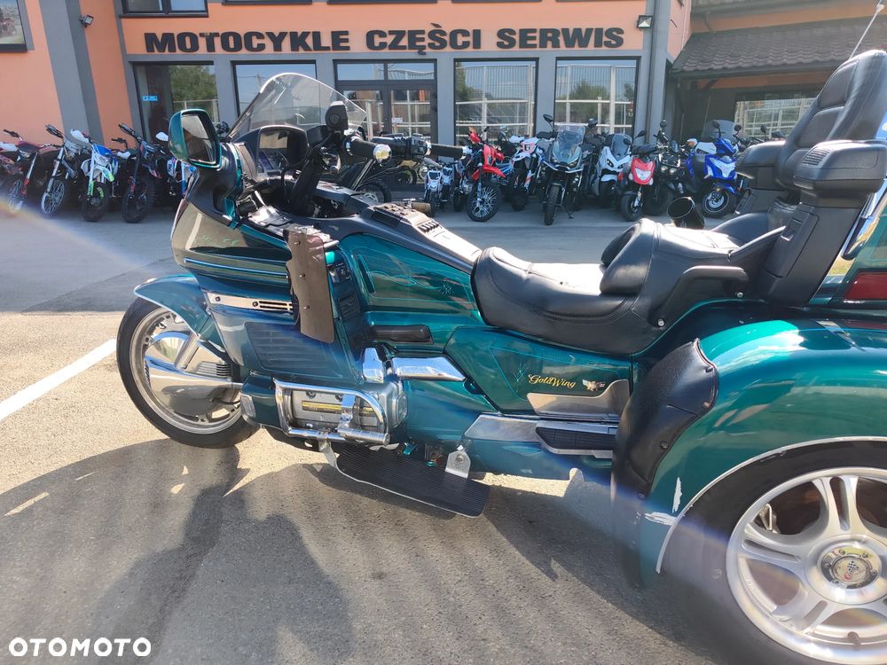 Honda GL - 10