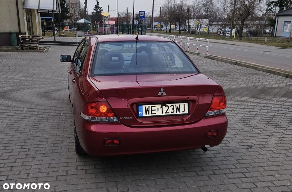 Mitsubishi Lancer - 6