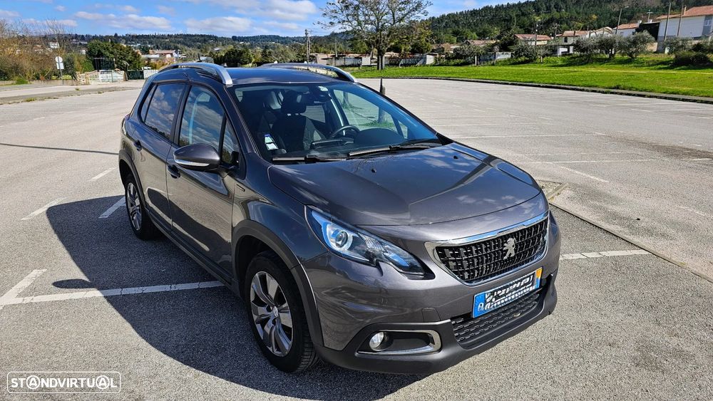 Peugeot 2008 1.5 BlueHDi Signature - 16