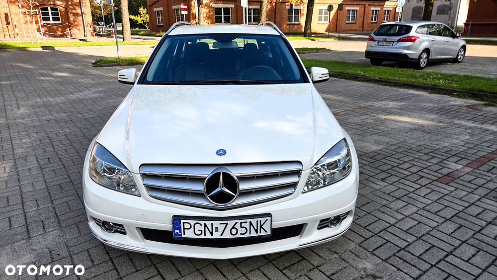 Mercedes-Benz Klasa C 180 Kompressor Automatik BlueEFFICIENCY Avantgarde - 3