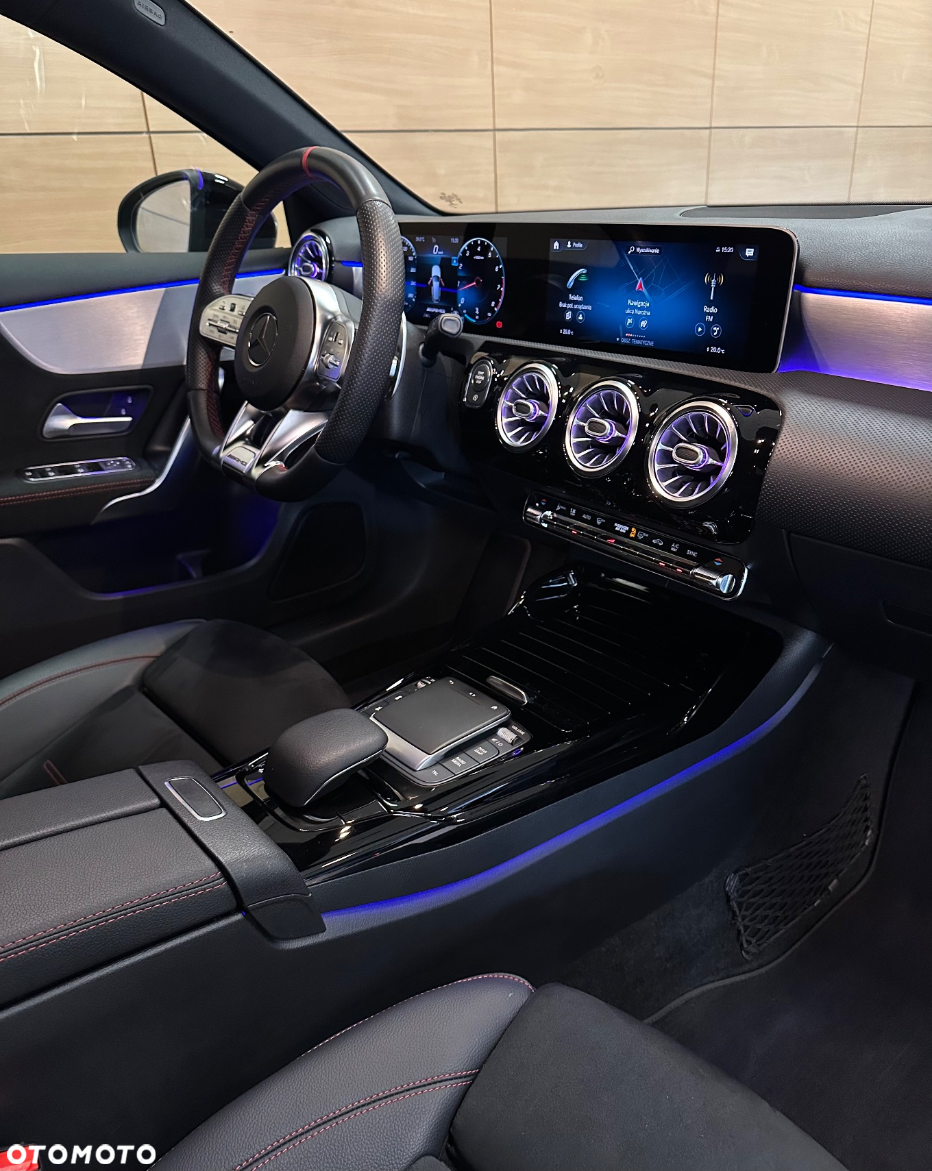 Mercedes-Benz Klasa A 35 AMG 4-Matic 7G-DCT - 8
