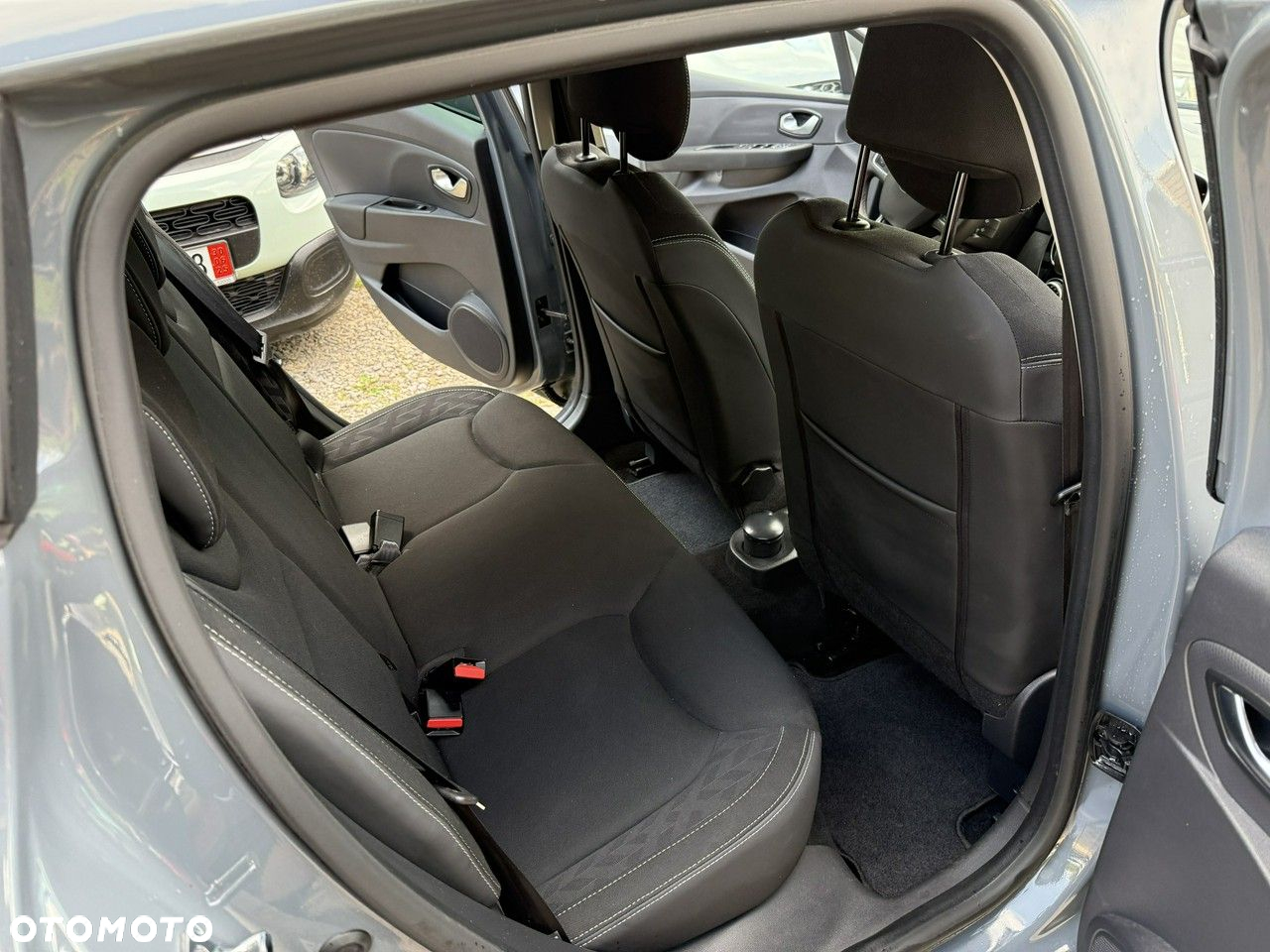 Renault Clio - 26