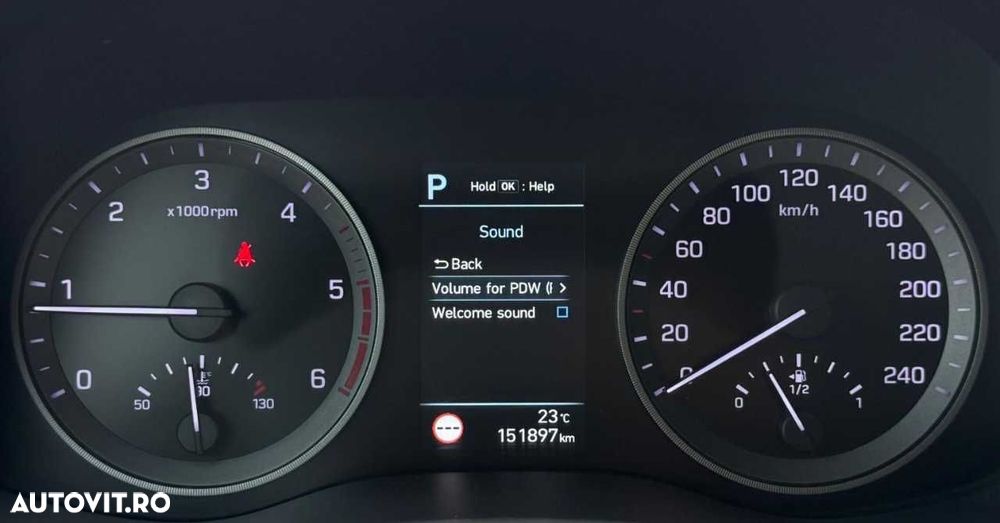 Hyundai Tucson 2.0 CRDI 4WD 8AT Premium - 33