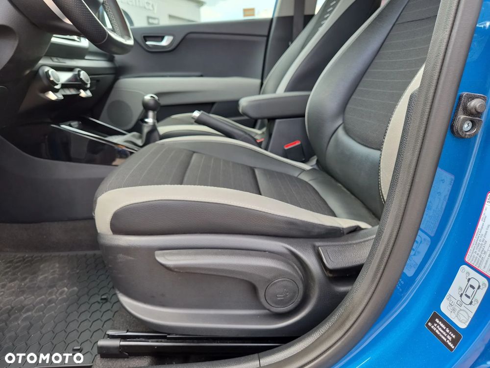 Kia Stonic 1.2 L Business Line - 11