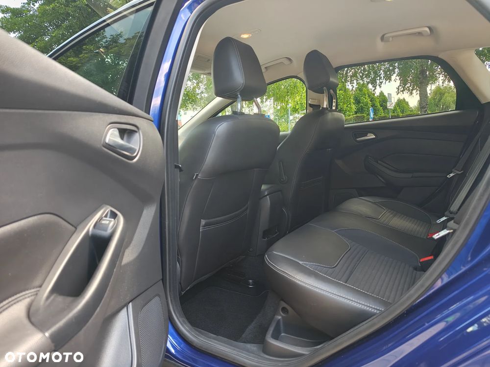 Ford Focus 1.5 EcoBoost Titanium ASS - 9