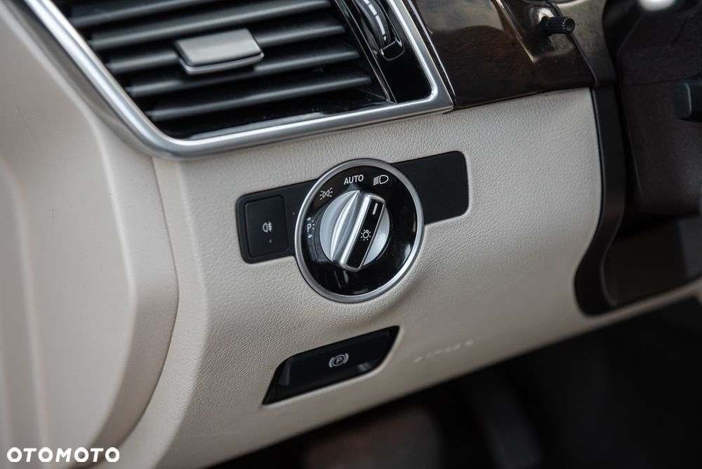 Mercedes-Benz GLE - 22