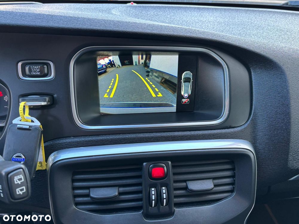 Volvo V40 D4 Drive-E Ocean Race - 20