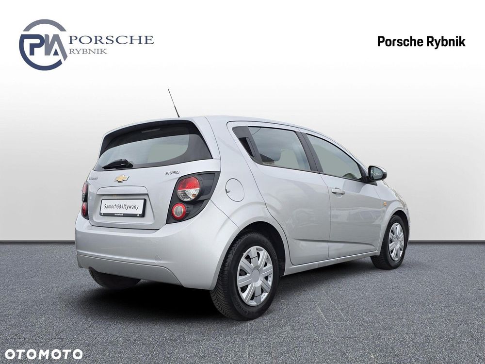 Chevrolet Aveo - 6