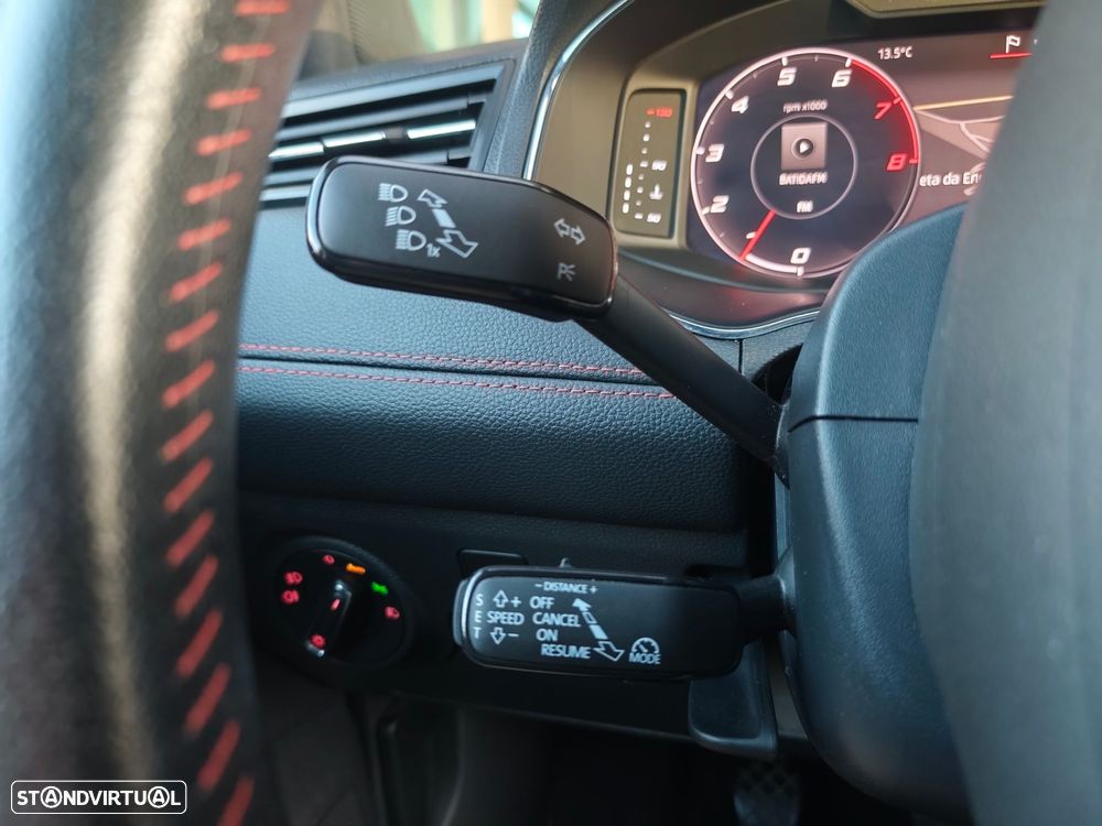 SEAT Arona 1.0 TSI FR - 32