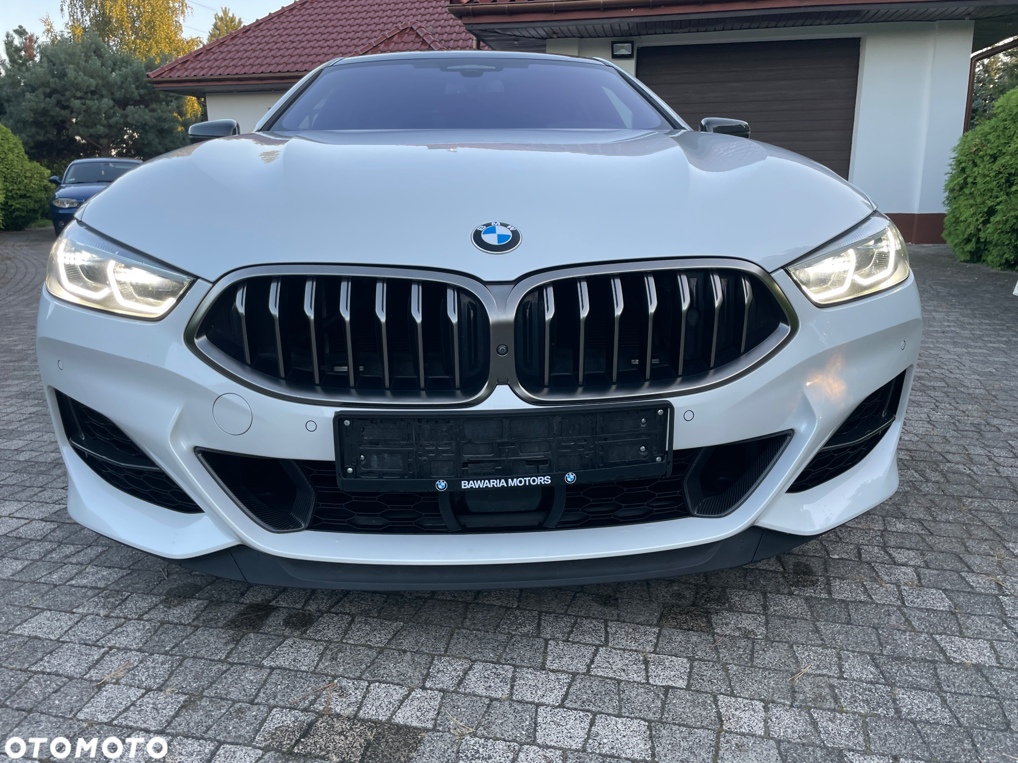 BMW Seria 8 M850i xDrive - 2
