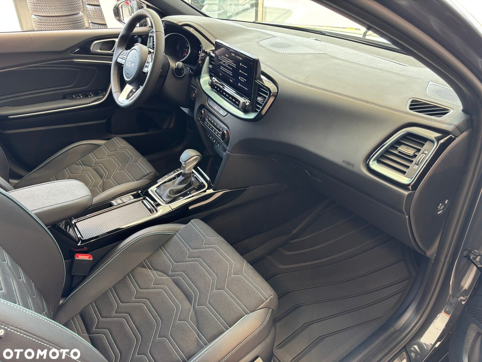 Kia XCeed - 19