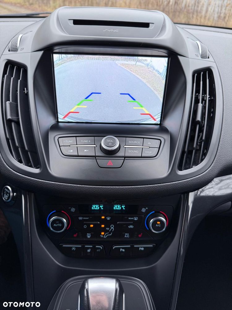 Ford Kuga 1.5 EcoBoost 4x4 Titanium - 39