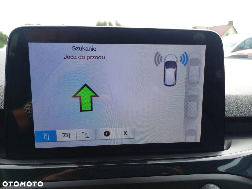 Ford Focus 2.0 EcoBlue STart-Stopp-System ST-LINE - 33