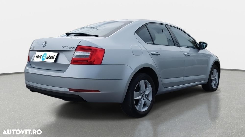 Skoda Octavia - 6