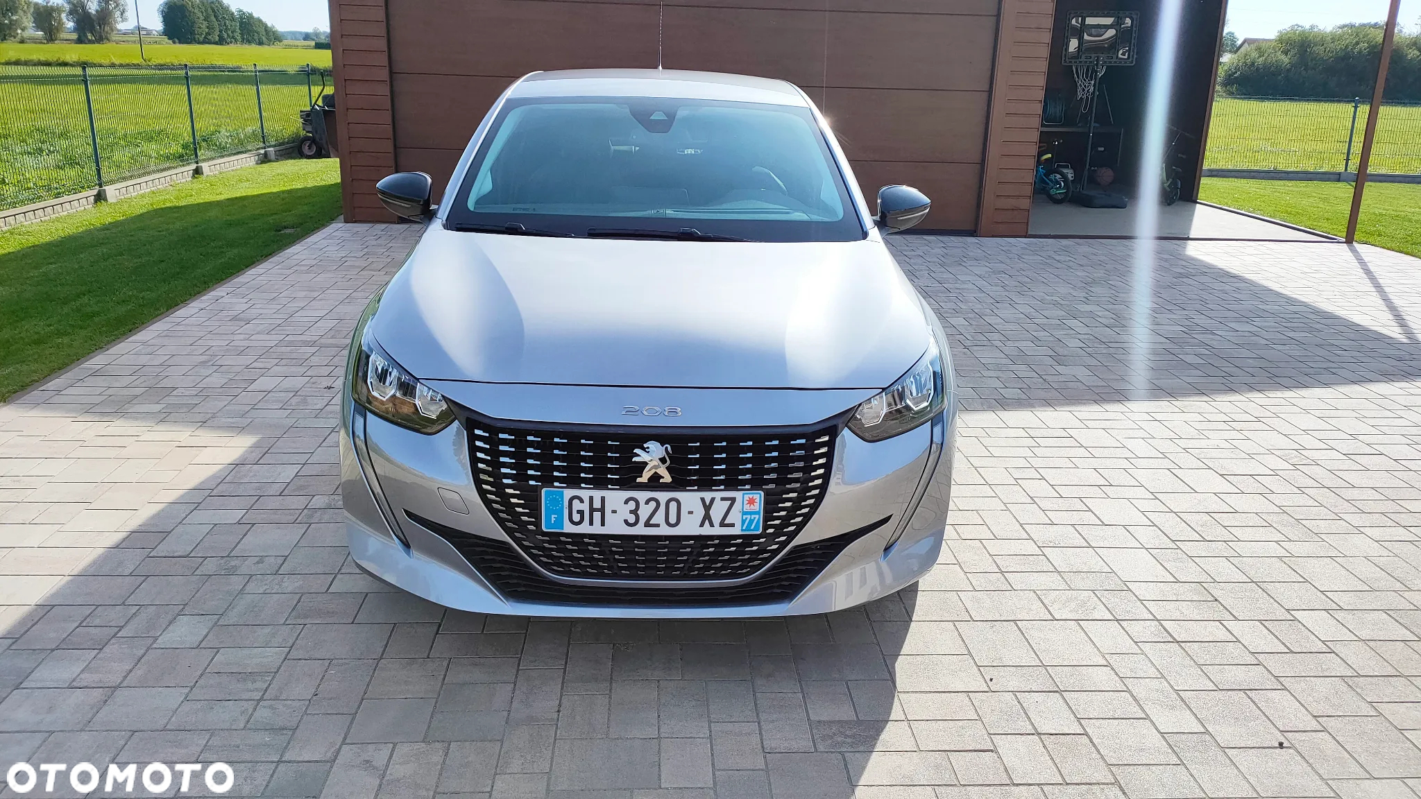 Peugeot 208 PureTech 100 Allure - 16