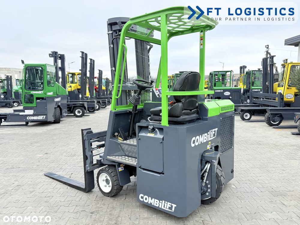 Combilift WÓZEK CZTEROKIERUNKOWY - WIELOKIERUNKOWY | COMBILIFT CB3000 | DIESEL | TRIPLEX 5500MM | POZYCJONER WIDEŁ | PRZESUW WIDEŁ | WOLNY SKOK | STAN IDEALNY | Szeroka oferta wózków czterokierunkowych i bocznych, dopasowanych do różnorodnych potrzeb i zastosowań - 8