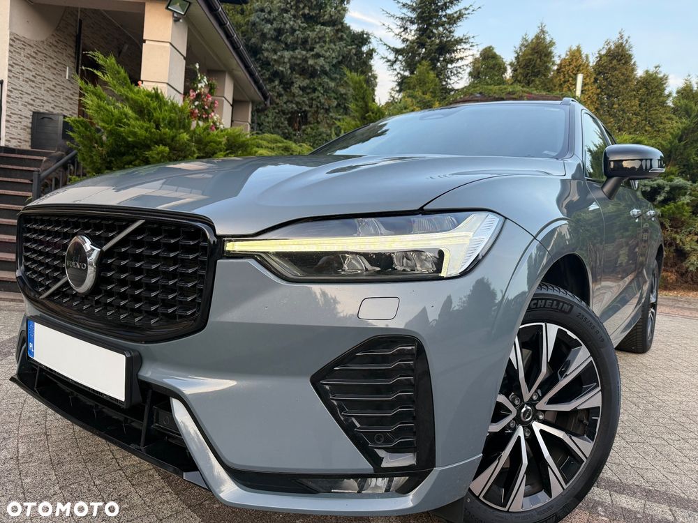 Volvo XC 60 B4 D Plus Dark - 16